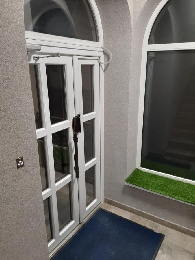 New !!! Modern Lux Apartment In The City Center With A Terrace Mukatschewo Exterior foto